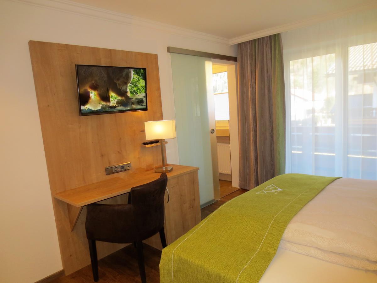 Hotel Alp Inn - Chiemgaukarte Inclusive 루폴딩 외부 사진