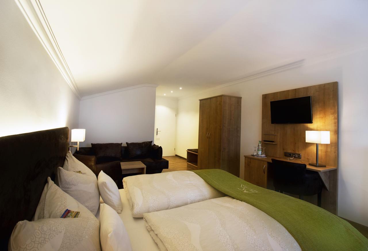 Hotel Alp Inn - Chiemgaukarte Inclusive 루폴딩 외부 사진