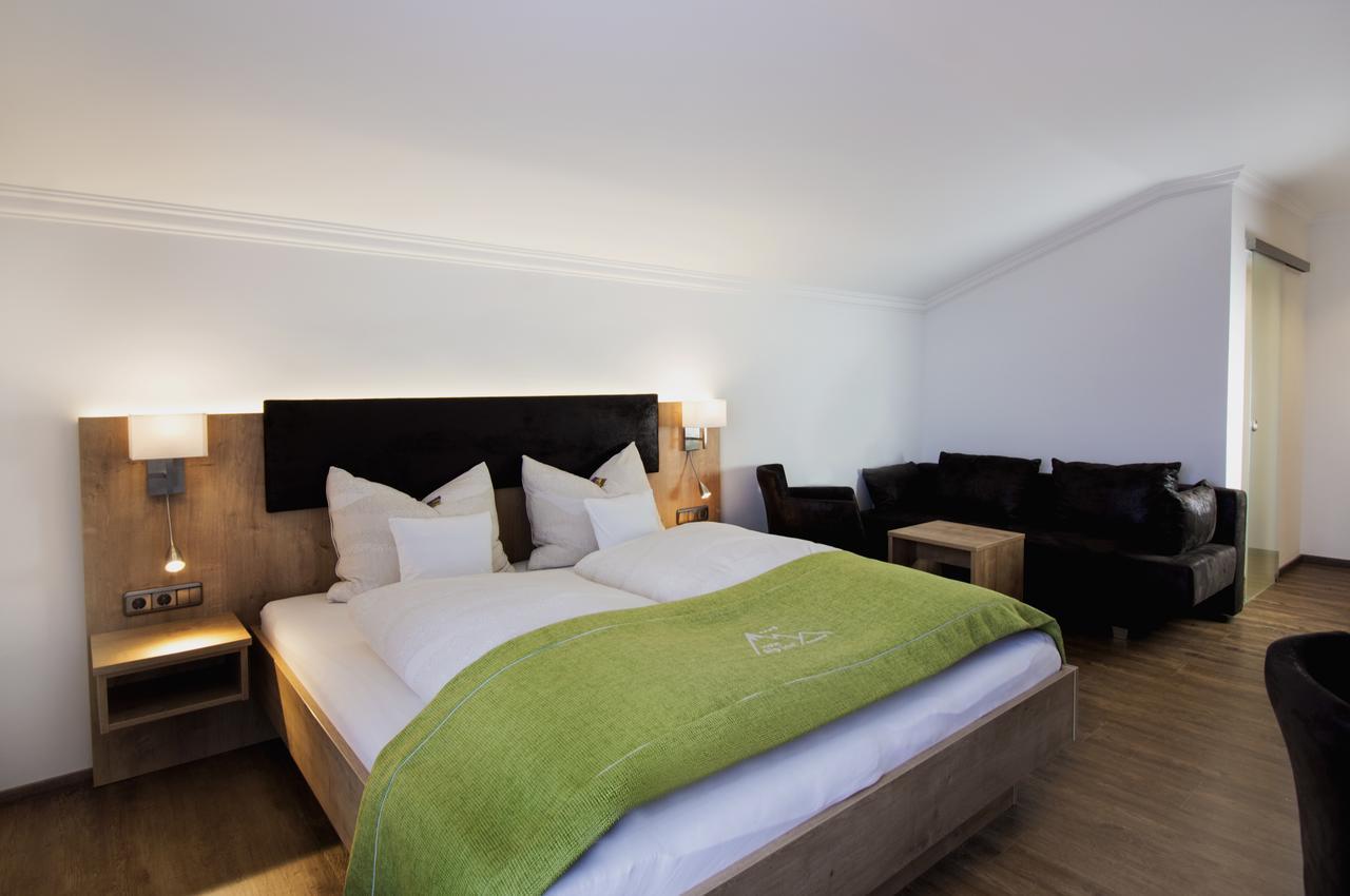 Hotel Alp Inn - Chiemgaukarte Inclusive 루폴딩 외부 사진