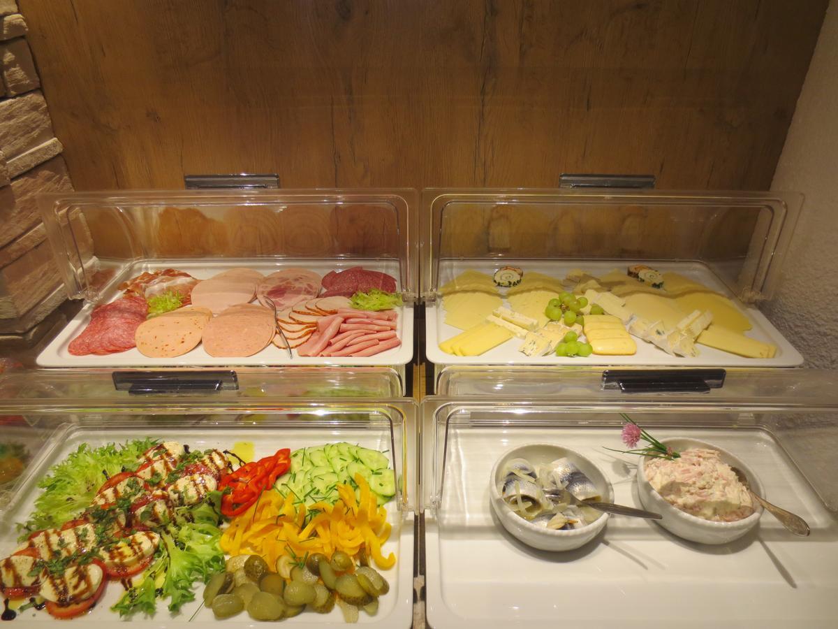 Hotel Alp Inn - Chiemgaukarte Inclusive 루폴딩 외부 사진