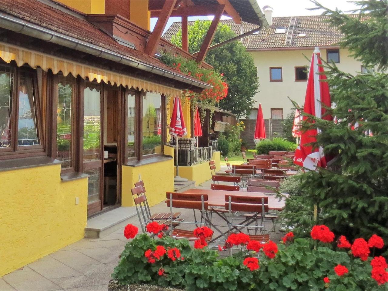 Hotel Alp Inn - Chiemgaukarte Inclusive 루폴딩 외부 사진